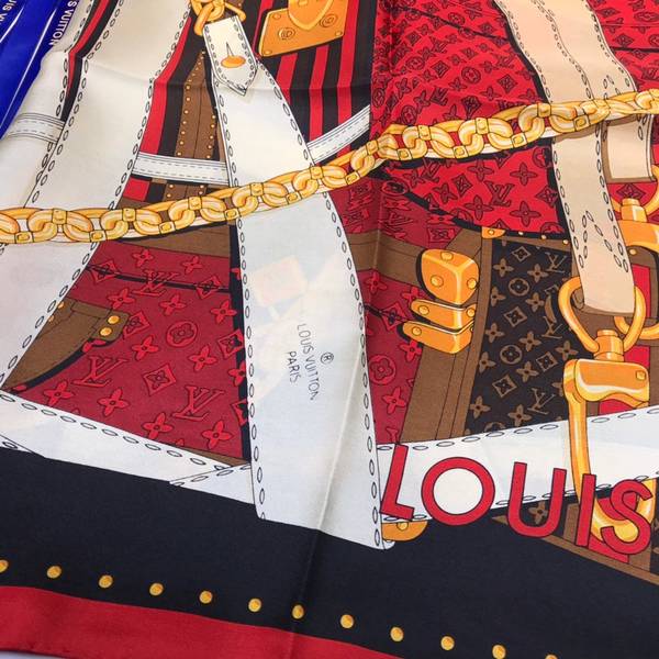 Louis Vuitton Scarf LVC00539